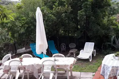 Image de Marina di Campo apart 5-9p, raised ground floor of villa Cin: It049003c229frddlb