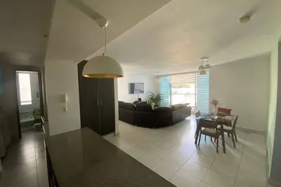 Image de 3bd/3ba FamilyApartment w/ Modern Kitchen & Balcony