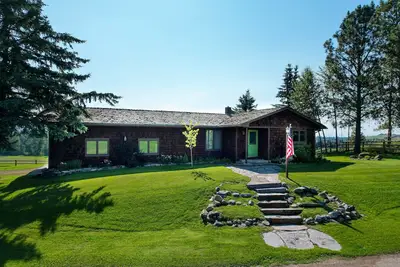 Image de Tranquil Acres welcomes you!