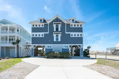 Image de Luxurious oceanfront located in Oki's Paradise Shores - Blue Bayou