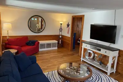 Image de Short Walk to Beaches, Restaurants, and Fun. Onsite Putting Green. Sleeps 6-12.