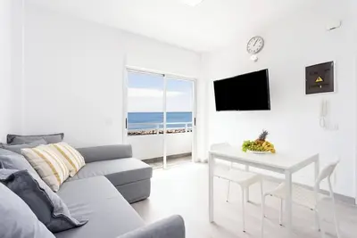 Image de Home2Book Sea Front Las Teresitas Beach 4