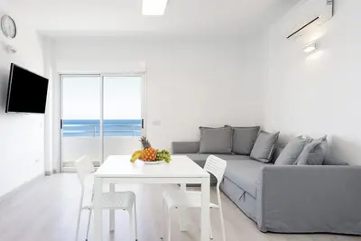 Image de Home2Book Sea Front Las Teresitas Beach 5