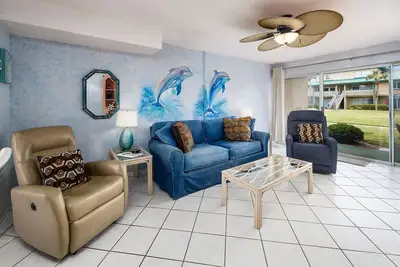 Image de Seaspray Condos - 105b
