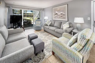Image de Seaspray Condos - 112a