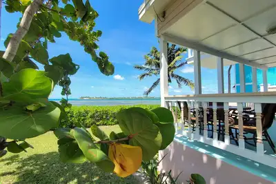 Image de Waterfront - Ocean & Harbour views - 3 Bed / 2 Bath