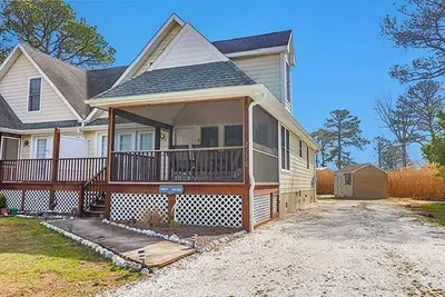 Image de Drop Anchor-Beautiful Home, Quiet Neighborhood, Close to Tom's Cove