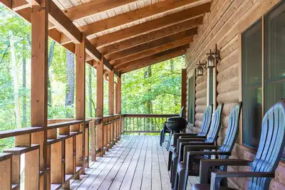 Image de Hillside Haven ★ Rustic Cozy Cabin Nestled In Woods
