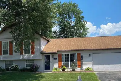 Image de Family Home in Quiet Neighborhood