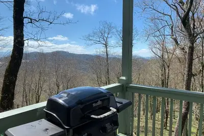 Image de Wolf Laurel Mountain House with a View