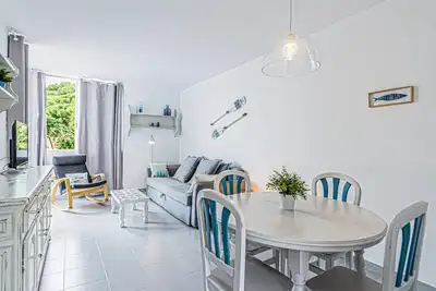 Image de Appartement avec terrasse à quelques pas de la plage