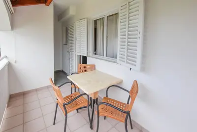 Appartements Jacqueline (81301-A1) - Pakostane