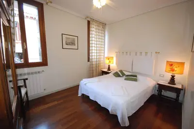 Image de Casa Verde lovely 1 bedroom apartment with canal view