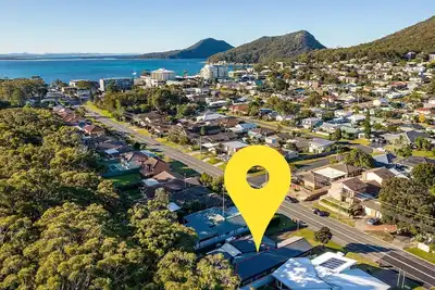 Image de The Bay House, 48 Government Road Shoal Bay– 5 bedroom holiday home with Wi-Fi & Foxtel