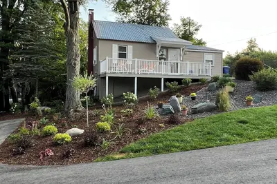 Image de Elegant Cottage on Lake Bomoseen Vermont