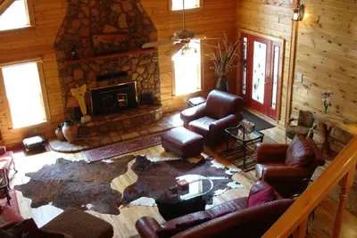 Image de Large Cabin in the Kiamichi Wilderness