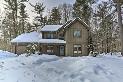 Image de Pocono Mountains Lake Naomi - Pocono Pines, Pa renovated luxury design house