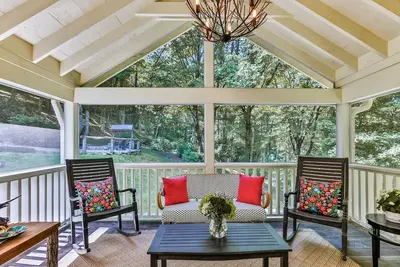 Image de ❤️1937 Cabin near Lake Glenville - 50 Acre Estate - Private Hike & Views! 10⭐️\n\n