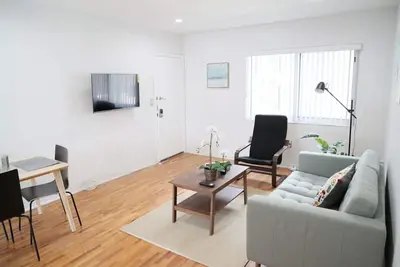 Image de Beautiful Renovated Coral Gabels Apart w/ Parking