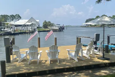Waterfront House on Dauphin Island! Perfect Location!