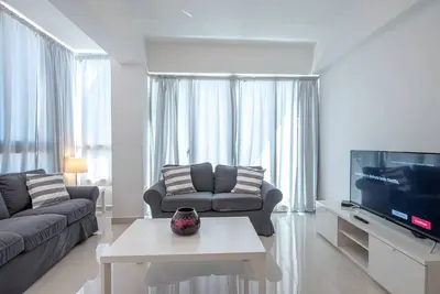 Image de Brilliant Harmony Apt 7th Flr Pool*Gym in La Julia