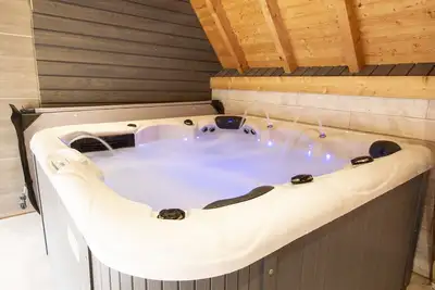 Image de Le Cerisier - Gîte avec jaccuzzi privé