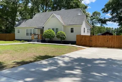 Image de The Gray Villa- 2. 8 Miles to Bryant-Denny Stadium