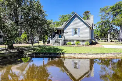 Image de Beautiful Dog-Friendly Home w/ Wonderful Golf Course Views, Free WiFi, & A/C