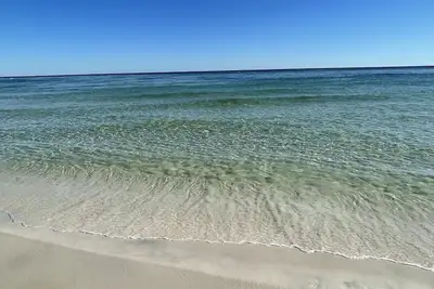 Image de Beautiful quiet beach right out the back door
