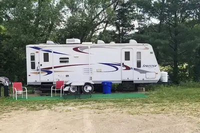 Image de Willow Lane Country Rv Site Only - sewer+water+metered elec
