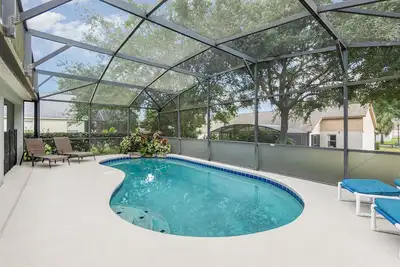 Image de Private Pool & Games Room, Minutes to Disney, golf, shopping and more!