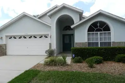 Image de This charming country pool home is so cozy and homey! Perfect location for maximum fun! (Mag16153)