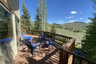 Image de Spectacular, peaceful Sun Valley View Home, Two Acres, Access to Private Lake.