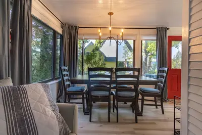 Image de Steps to Restaurants, Shops & Waterfront, Bar Island, Free 3-car Parking, Wi-fi