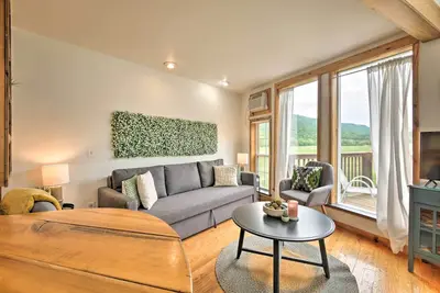 Image de Cozy-Chic Abode: Hang Glide, Hike, Rock Climb