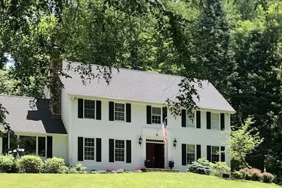 Image de Country Retreat with Lake Access