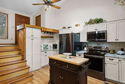 Image de Sunset Retreat - A Classic Family Lakehouse