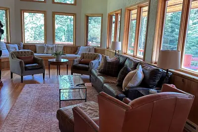 Image de Private, Spacious Retreat 5 minutes South of Wilson! Discounts for long stays!