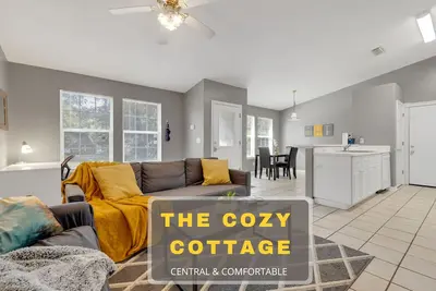 Image de ❤️💛 Cozy and Spacious Cottage ⭐️ Comfortable ⭐️ Spacious ⭐️ Next to Fsu ❤️💛