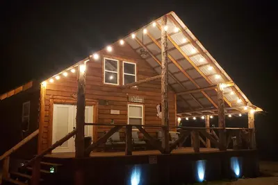 Image de Rustic River Cabin Getaway