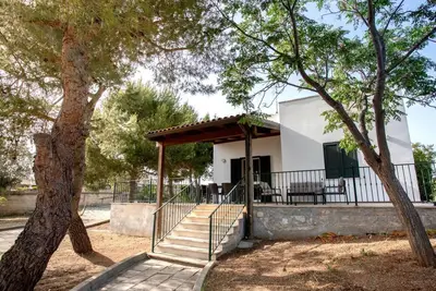 Image de Villa Calypso | private garden, near the sea, a\/c