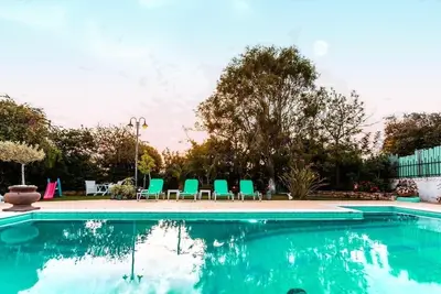 Beachfront Luxury Villa-Private Pool, Garden Heaven
