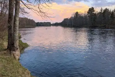 Image de Water-n-Woods River Front Cabin