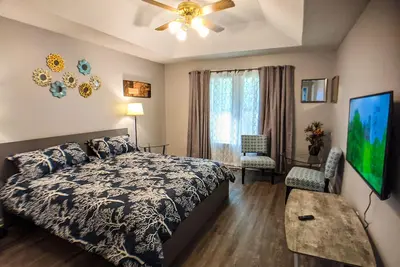 Image de Beautiful | spacious | clean house for families #2