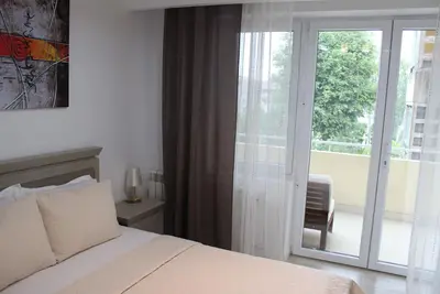 Image de Luxury City Center Apartment Romana#1