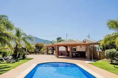 Image de Cubo's Casa Rural El Alba / piscine privée / Bbq / wifi gratuit