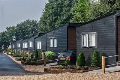 Image de Black Edition Lodge - Unit 33 -  a lodge that sleeps 8 guests  in 3 bedrooms