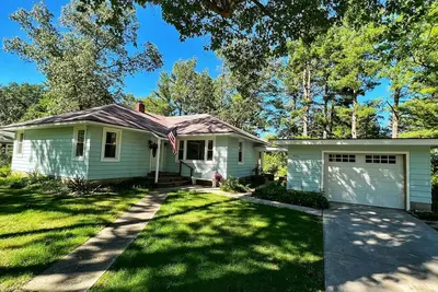 Image de Freshly Renovated  Ranch Close to Town and Ready for Summer Fun!