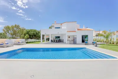 Image de Sequeira - Close To The Beach, Air Conditioning, Wi-Fi, Snooker