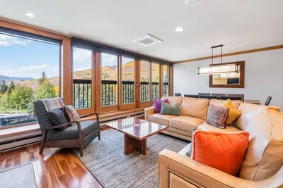 Image de Vb | Beautiful 3 Br Condo w/ A/C in Lionshead